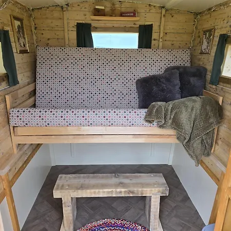 Semesterbostad Restored Circus Wagon Saltburn-by-the-Sea