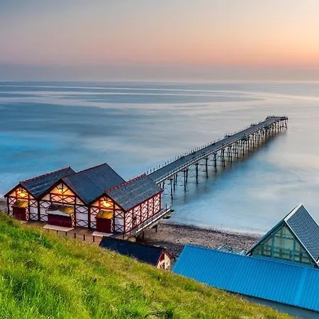 Restored Circus Wagon Tatil Evi